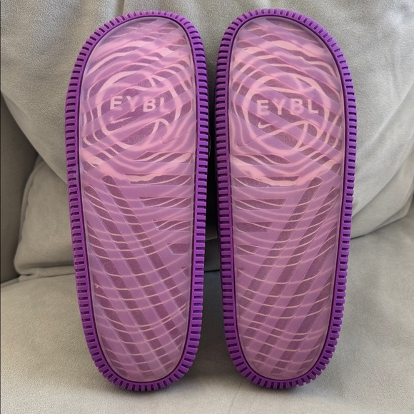 Nike 2024 EYBL Calm Slides, NWT, Men’s Size 11, Women’s Size 12 main image 7